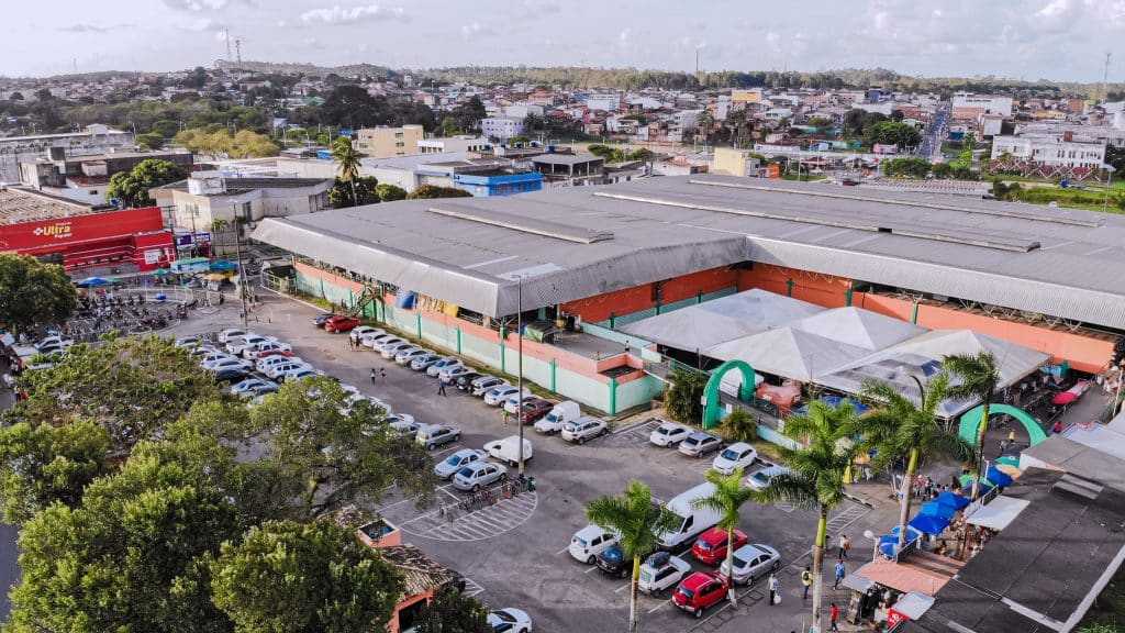 Foragido é capturado por reconhecimento facial em feira de Camaçari