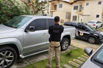 Polícia prende suspeito de estelionato com cheques na Bahia