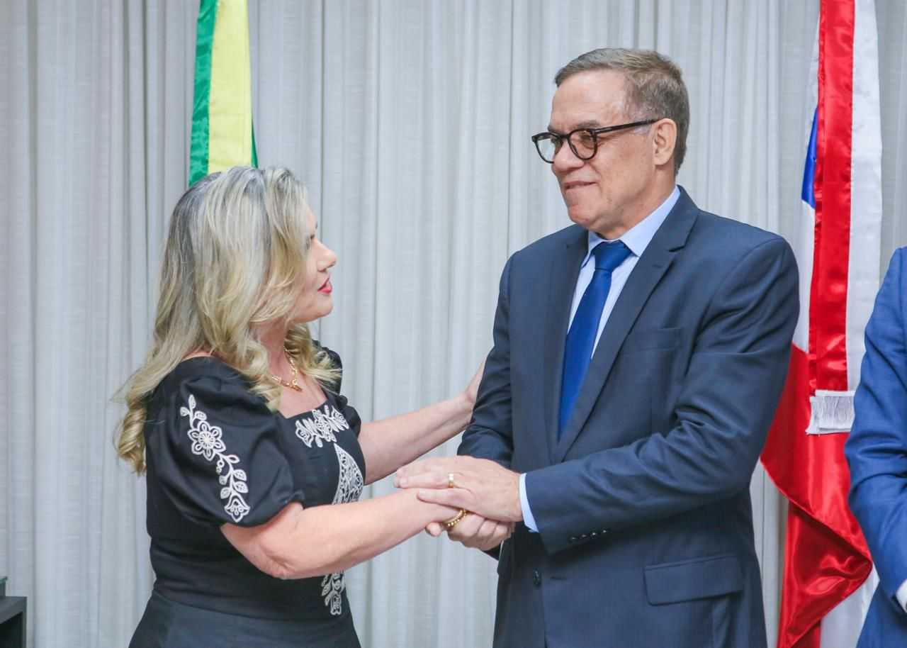 Luciano Ribeiro toma posse como deputado estadual na ALBA na vaga deixada por Alan Sanches