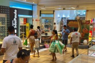 Férias escolares: Shopping Center Lapa sedia mostra de geologia Pequeno Explorador