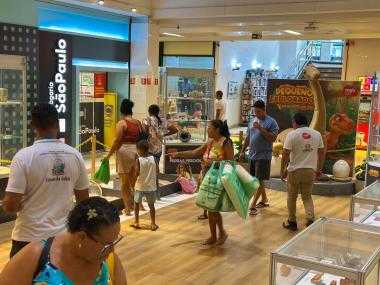 Férias escolares: Shopping Center Lapa sedia mostra de geologia Pequeno Explorador