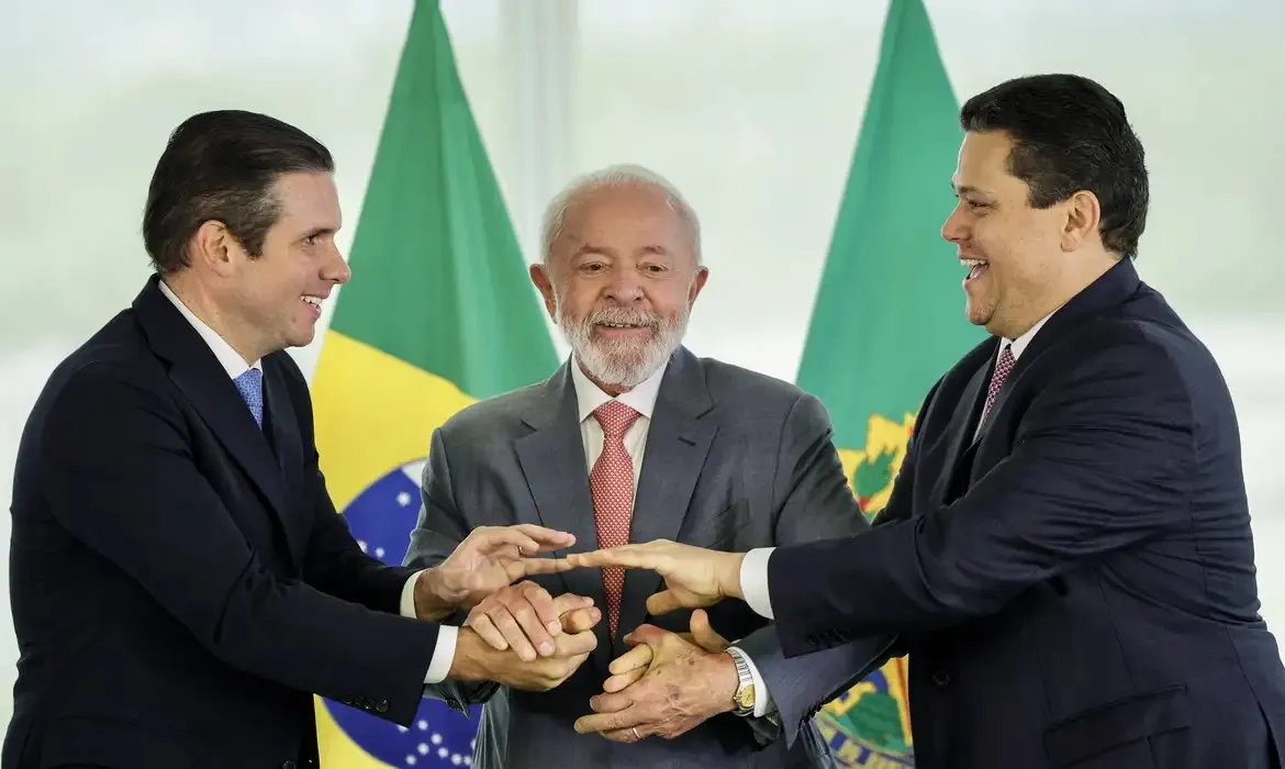 Presidentes da Câmara e do Senado não participam de ato em defesa da democracia no 8 de janeiro