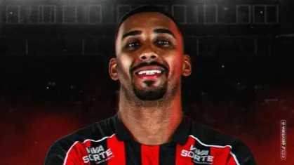 Reforço do Vitória “muda de nome” após ser anunciado no clube