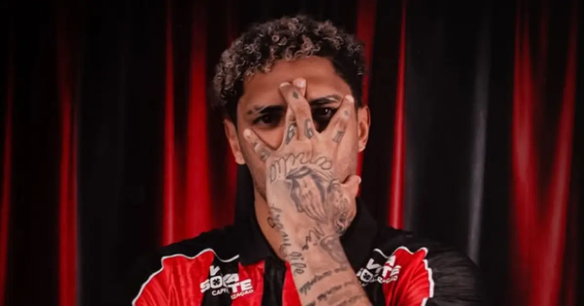 Vitória oficializa contratação de Pedro Henrique e chega à décima contratação em 2026