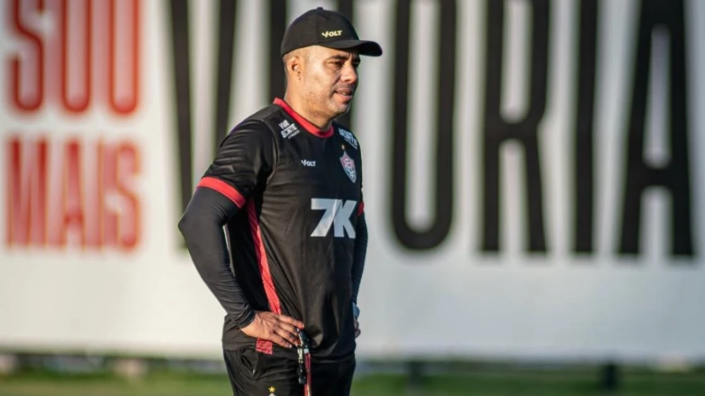 Vitória encara Juazeirense no Barradão em busca do primeiro triunfo no Baianão