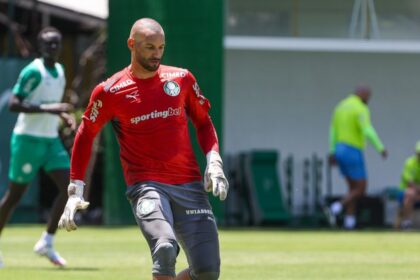Após não fechar com o Bahia, Weverton acerta com o Grêmio