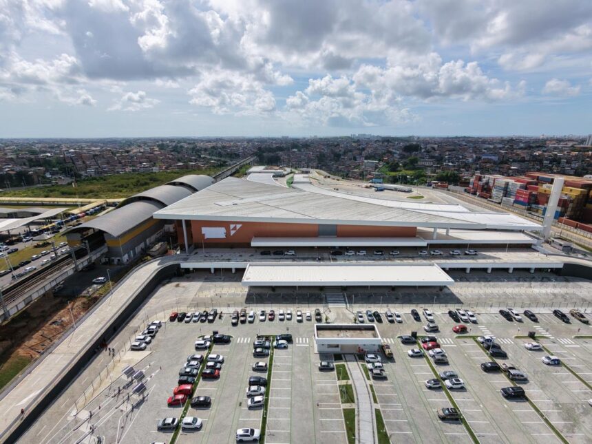 Polícia detém homem com drogas na Nova Rodoviária de Salvador