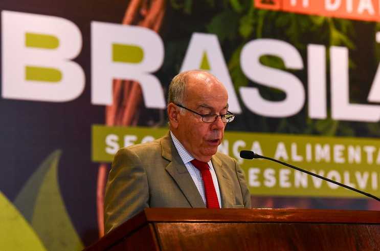 Chanceler do Brasil inicia missão diplomática na América do Sul