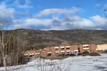 Ataque a tiros no Canadá: 10 mortos e 25 feridos em tragédia surpreendente