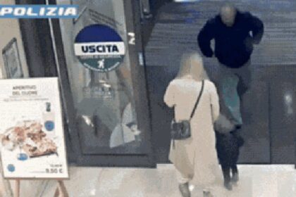 Homem em rua tenta sequestrar bebê no supermercado na Itália: chocante tentativa