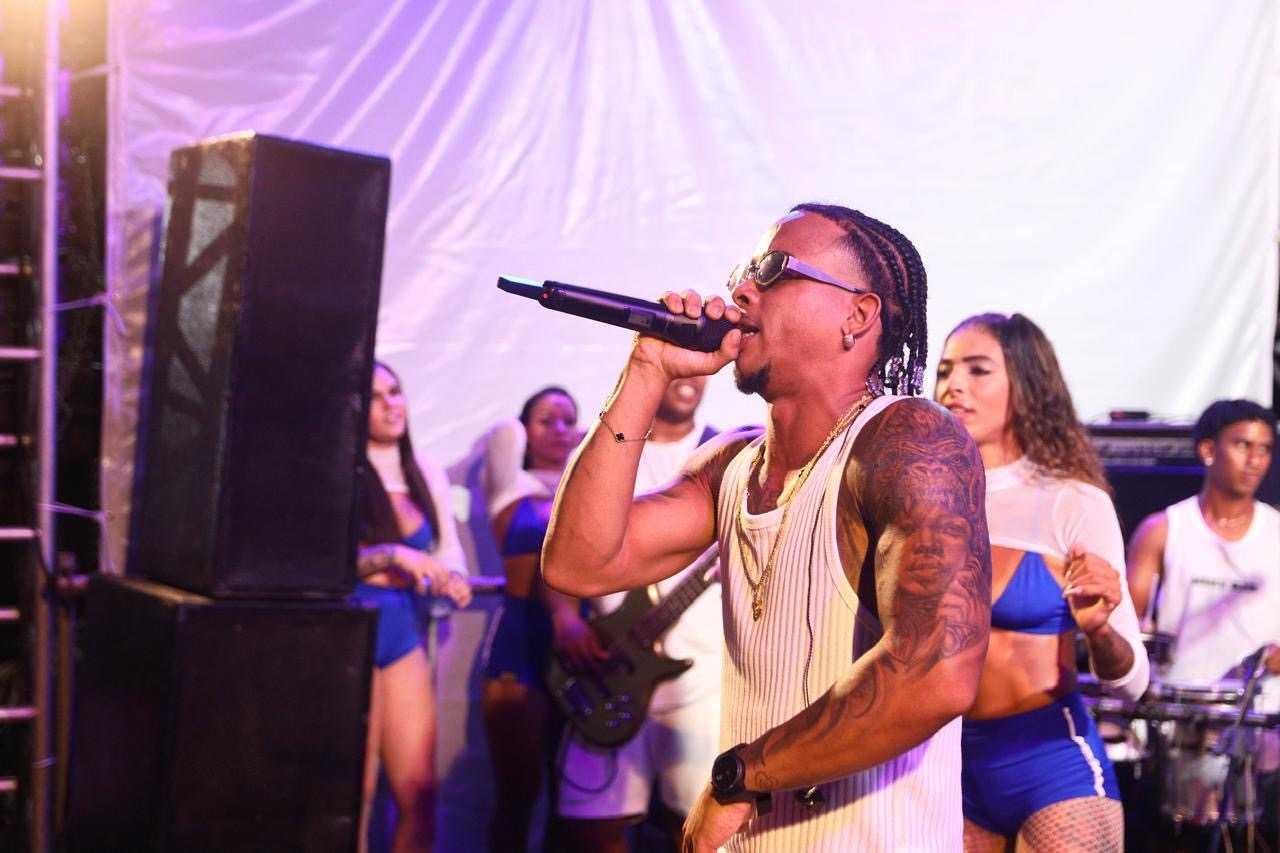 Candeias inicia oficialmente o Carnaval com desfiles nos distritos de Menino Jesus e Passagem dos Teixeira