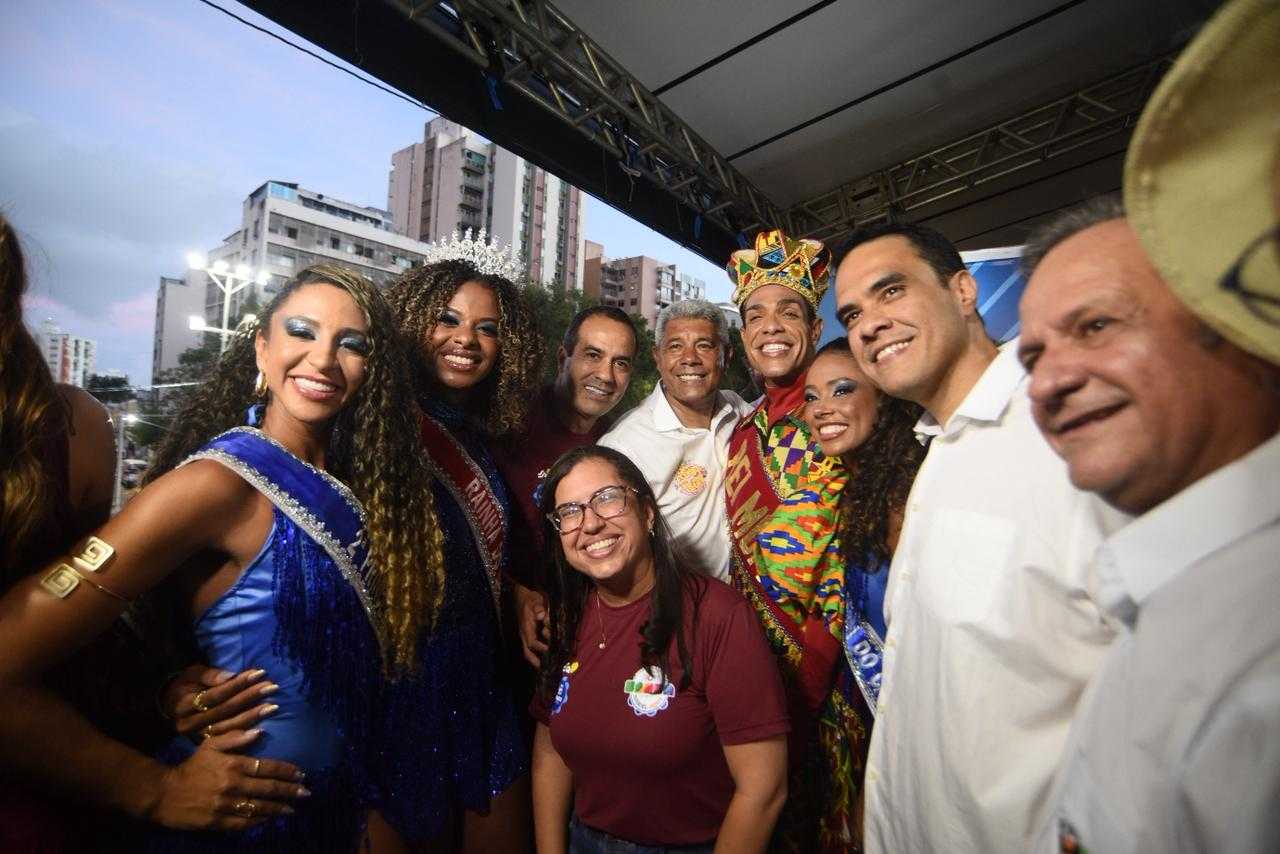 Ana Paula Matos confirma saída do PDT e reafirma alinhamento com Bruno Reis e ACM Neto