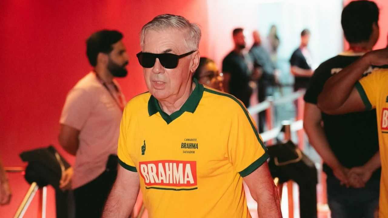 Ancelotti é visto curtindo Carnaval de Salvador no circuito Barra-Ondina