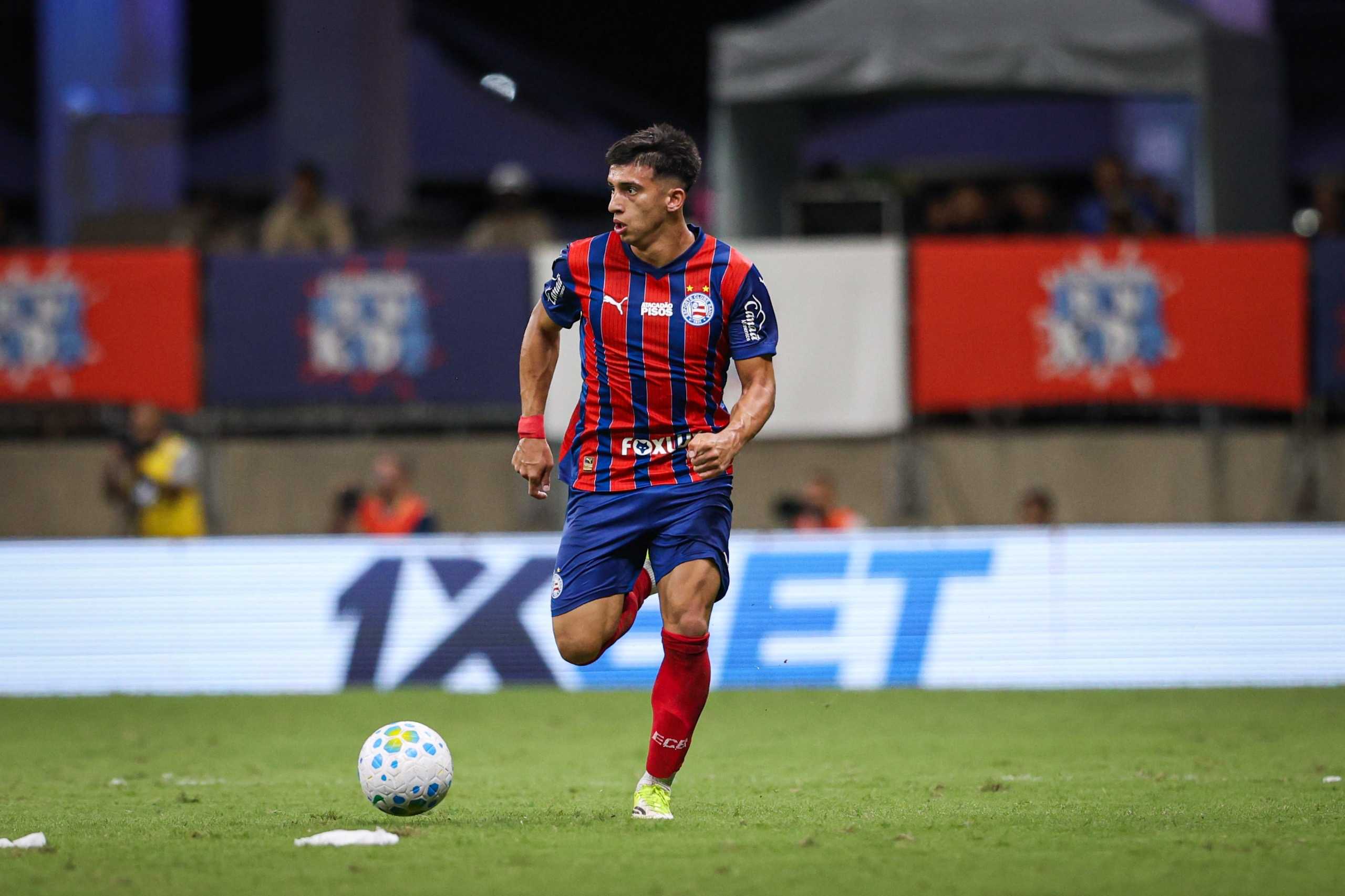 Atacante do Bahia se destaca em campo após voltar de lesão grave