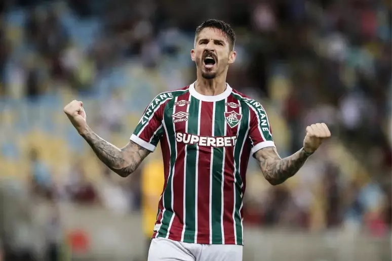 Bahia acerta retorno de Everaldo por empréstimo junto ao Fluminense até o fim do ano