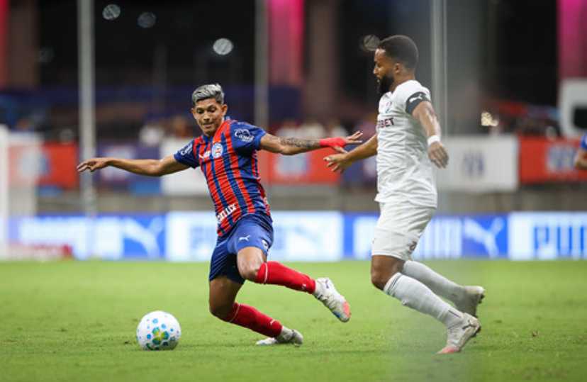 Bahia sai atrás, mas empata com o Fluminense na Arena Fonte Nova por 1x1