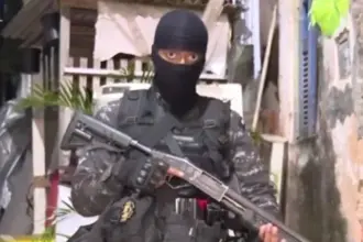 Pai faz filho refém no Nordeste de Amaralina e se entrega após horas