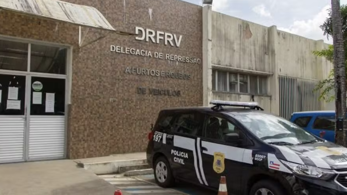 Assalto em Stella Mares termina com homem assassinado durante ação