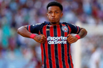 Mágoa? Corinthians desiste de contratar atacante do Bahia por 'polêmica' recente