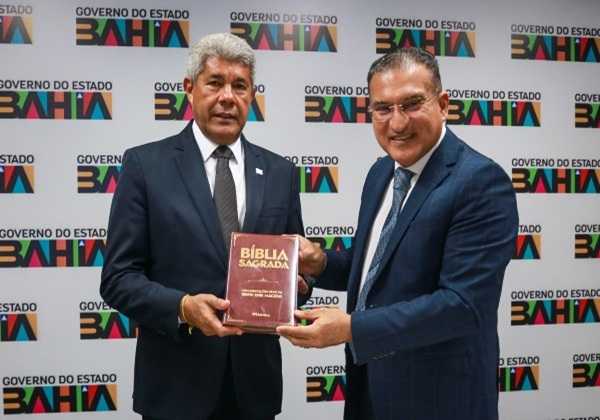 Jerônimo nega articulação política com Republicanos após encontro com líder da Universal na Bahia