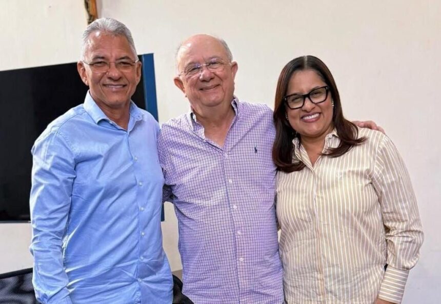 Kátia Oliveira e Dinha Tolentino visitam Zé Ronaldo em Feira de Santana e dialogam sobre fortalecimento político e ações para a população