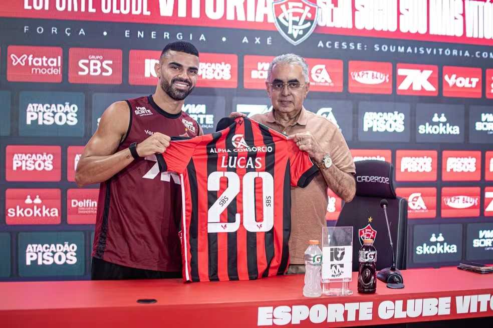 Novo reforço do Vitória, atacante Lucas Silva diz que "Brasileirão só fica atrás da Premier League"