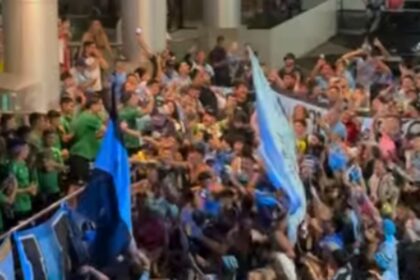 Torcida do O'Higgins faz grande festa em Salvador antes de confronto contra o Bahia pela Libertadores