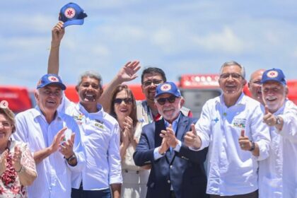 Otto Alencar sela apoio à chapa puro-sangue após saída de Coronel