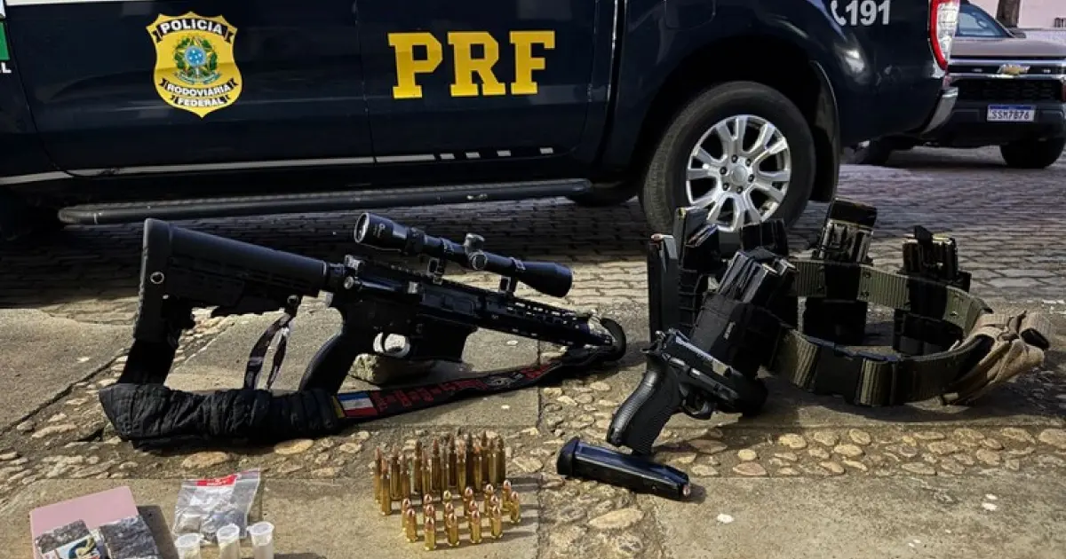 Polícia apreende fuzil e pistola com 273 munições na BR-116