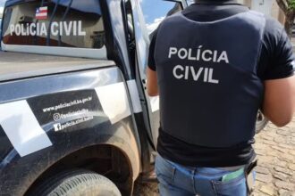 Polícia prende mulher por furtos e racismo em delegacia de Itabuna