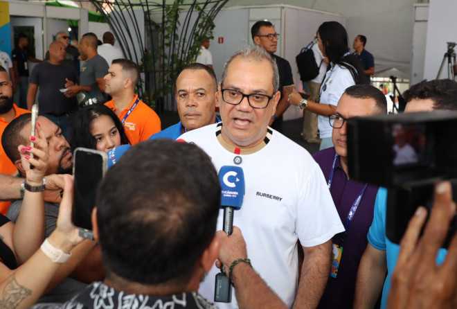 “Os subsídios para ônibus beneficiariam os trabalhadores e foliões”, diz Carlos Muniz