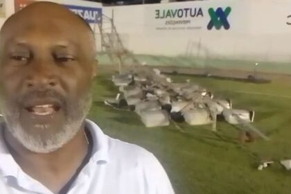 Torre de iluminação cai durante entrevista de Rogério Ceni após jogo entre Juazeirense e Bahia