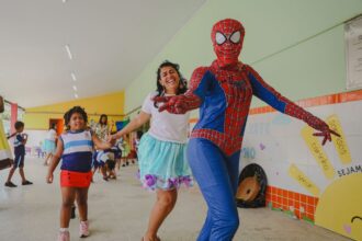 Estudantes iniciam ano letivo 2026 em Candeias com mais de 9 mil alunos