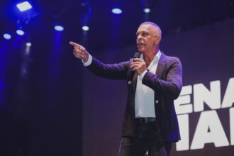 Jornada pedagógica em Candeias reúne Carlinhos Brown, Renato Piaba e mil profissionais