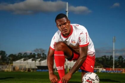 Zagueiro do RB Bragantino é suspenso por 12 jogos após declarações machistas contra árbitra