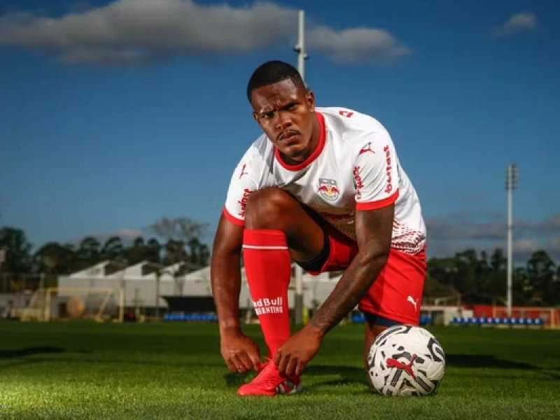 Zagueiro do RB Bragantino é suspenso por 12 jogos após declarações machistas contra árbitra