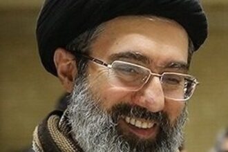 Irã nomeia filho de Khamenei como novo líder supremo: o futuro da política iraniana?
