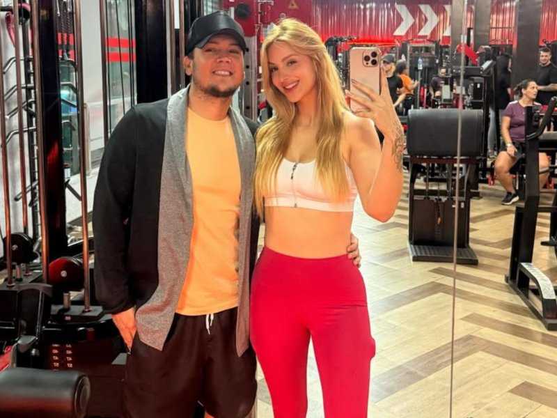 Pai de Melody Namora Influenciadora: Surpresa de 20 Anos a Menos!