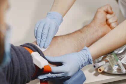 Testemunhas de Jeová atualizam regra sobre transfusão de sangue: o que mudou?