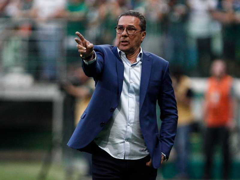 Luxemburgo recebe alta após internação: surpreendente recuperação emocional