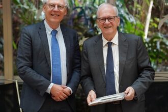 Delegação da Universidade de Leiden realiza visita à FAPESP para Parcerias Acadêmicas