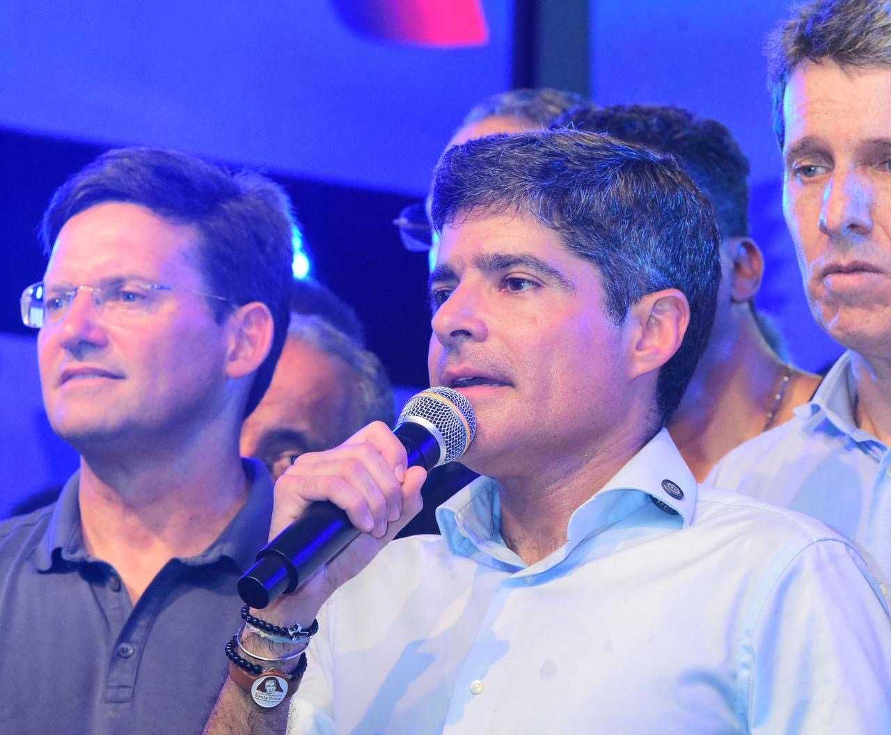 “A gente sai daqui motivado e confiante na construção da vitória”, diz ACM Neto após evento em Feira de Santana