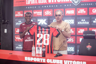 Novo reforço do Vitória, Anderson Pato revela passado como ajudante de pedreiro