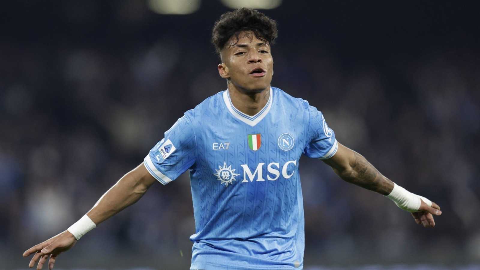 Jovem atacante revelado pelo Vitória pode ser vendido para gigante italiano e desembolsar milhões para o rubro-negro