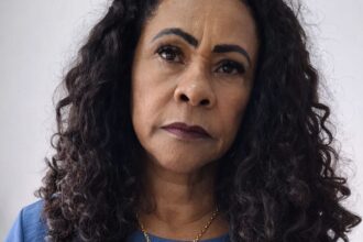 Delegada Maria Tereza: Violência contra a mulher começa antes da agressão