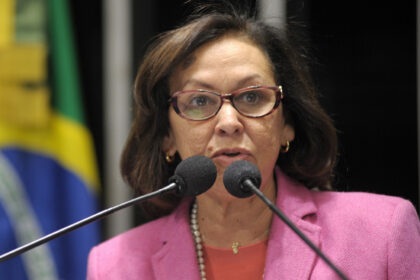 Projeto "anti-red pill" terá deputada baiana na relatoria da Câmara