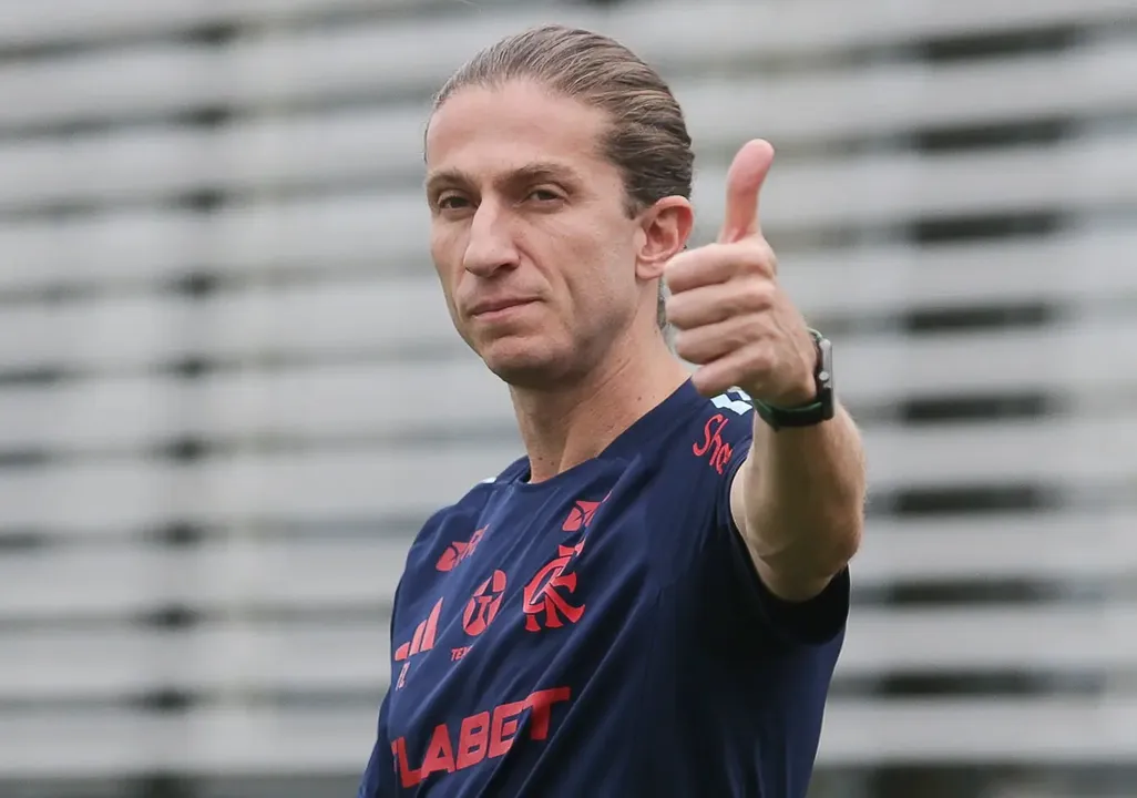 Filipe Luís deixa o comando técnico do Flamengo após goleada no Carioca