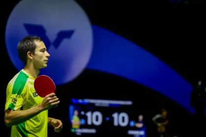 Hugo Calderano perde para Félix Lebrun e é eliminado nas quartas do WTT Champions de Chongqing