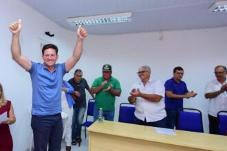 João Roma critica inércia do PT diante da crise do cacau: “Muita perversidade com os produtores”