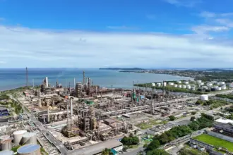 Lula promete recomprar Refinaria Mataripe e critica impactos da privatização na Bahia